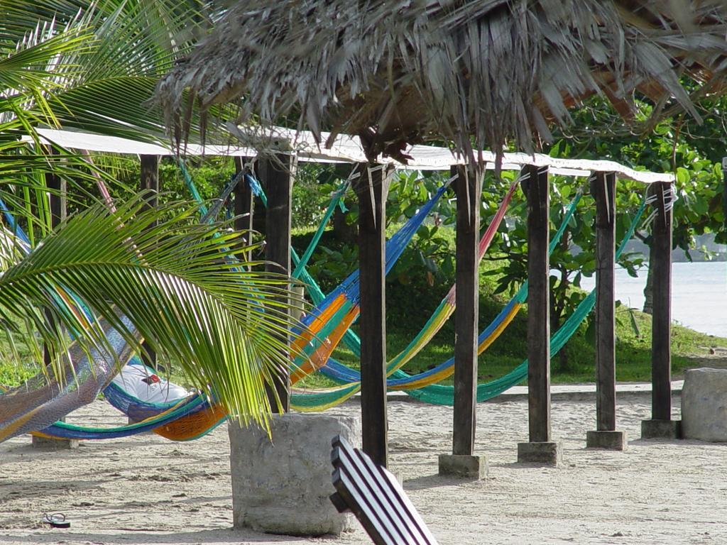 Amatique Bay Hotel Puerto Barrios Dış mekan fotoğraf