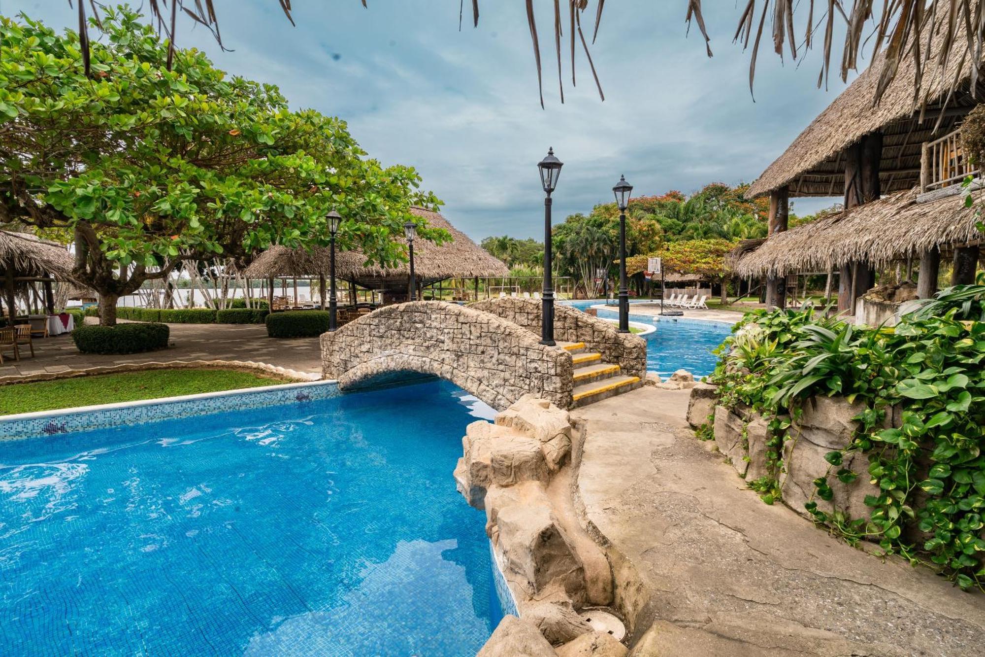 Amatique Bay Hotel Puerto Barrios Dış mekan fotoğraf