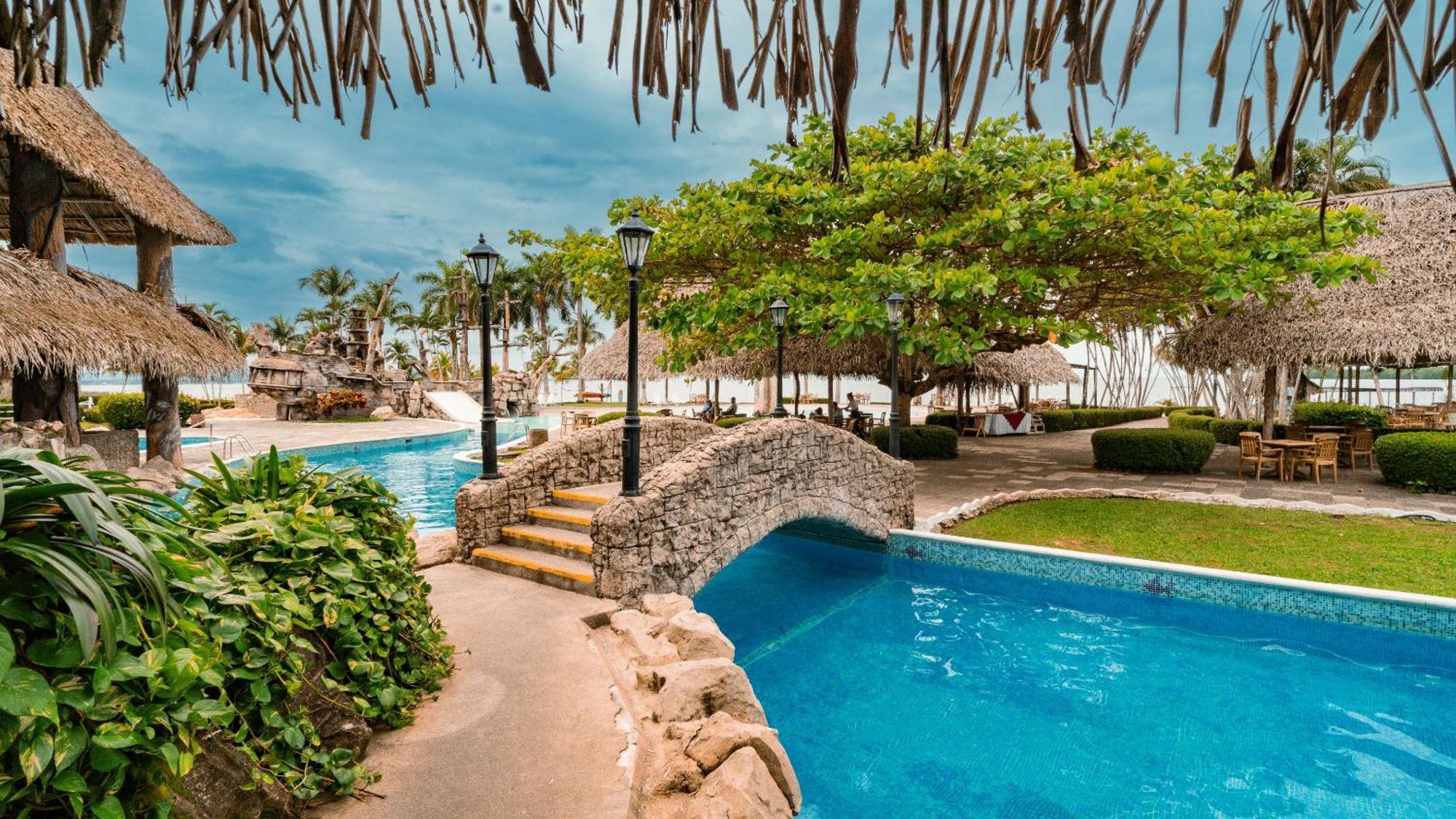 Amatique Bay Hotel Puerto Barrios Dış mekan fotoğraf