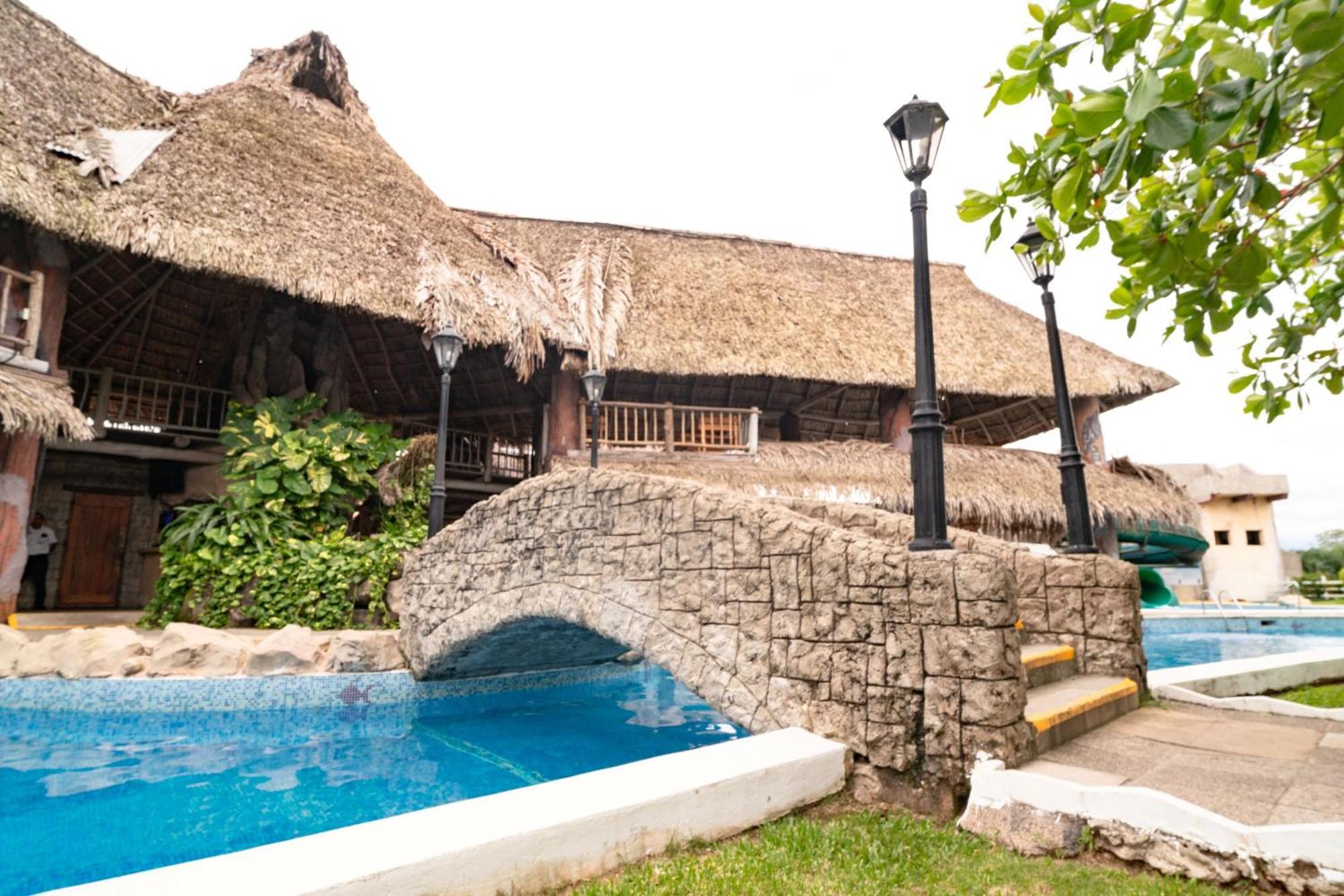 Amatique Bay Hotel Puerto Barrios Dış mekan fotoğraf