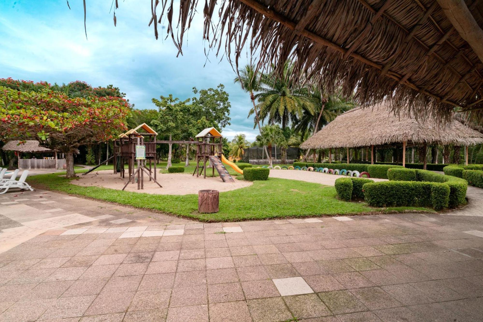 Amatique Bay Hotel Puerto Barrios Dış mekan fotoğraf