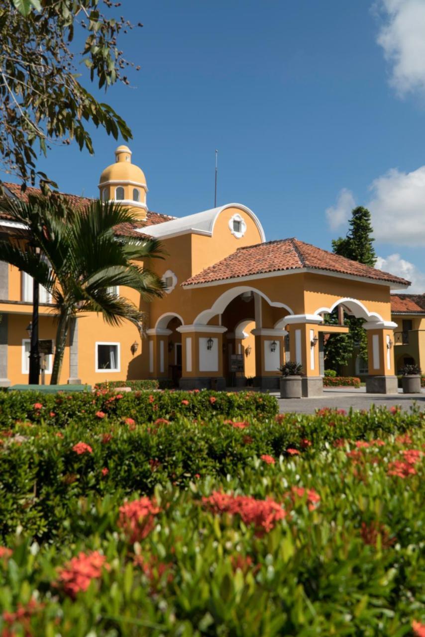 Amatique Bay Hotel Puerto Barrios Dış mekan fotoğraf